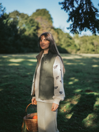 Sweater Pastora Beige - Envíos desde LUNES 15 de junio