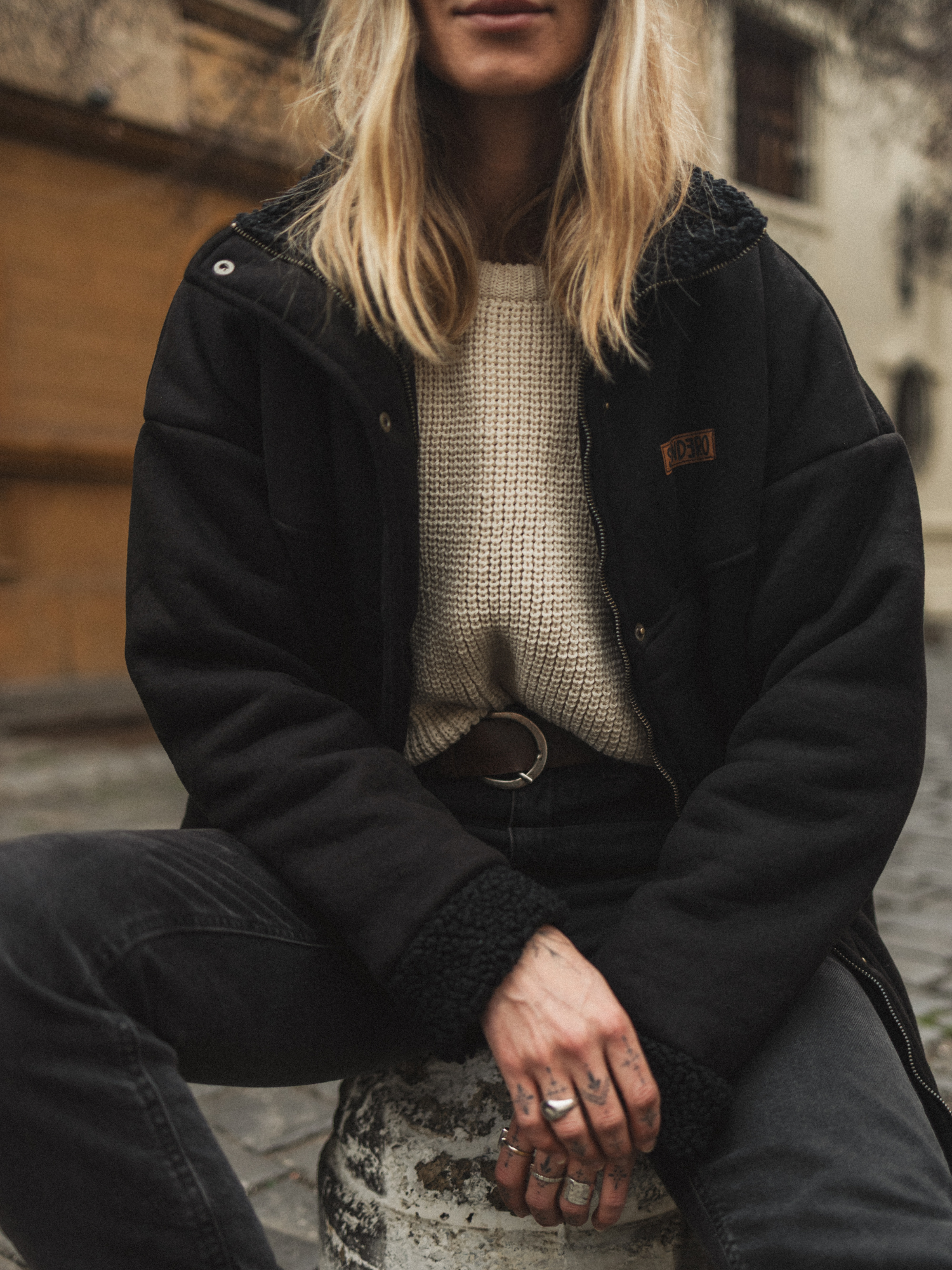 EMBER JACKET BLACK - PREVENTA EXCLUSIVA (entregas desde el 19 de junio)